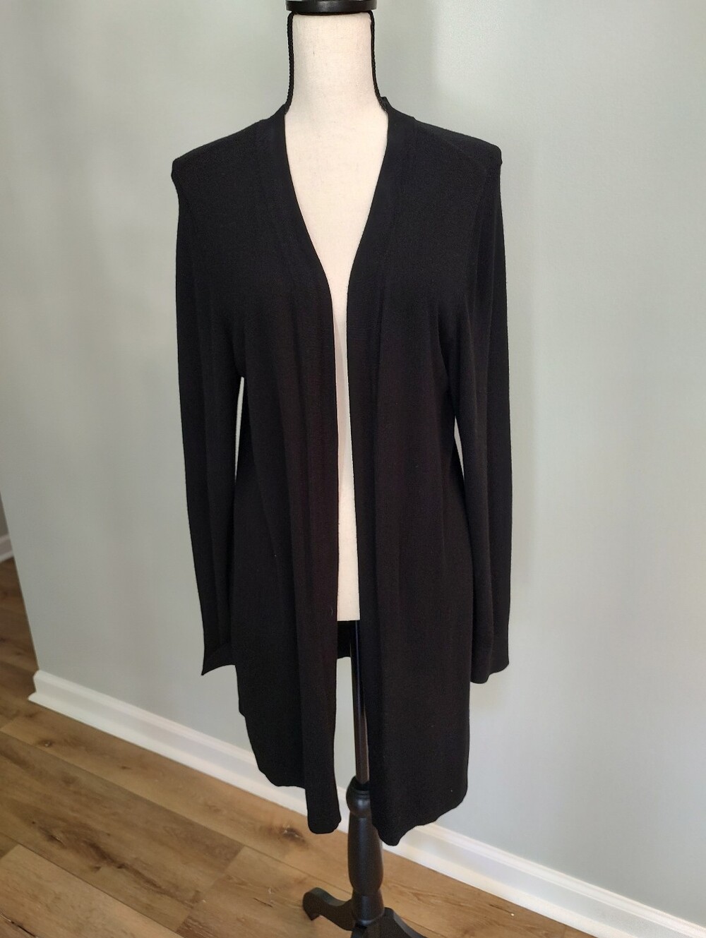 Chico's Sweater Cardigan Black Lightweight Travel Friendly Size L